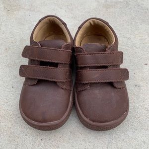 Livie & Luca Toddler Boys Brown Leather Sneaker